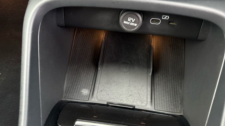 Volvo EX40 185kW Extended Range Plus 78kWh 5dr Auto Electric Estate